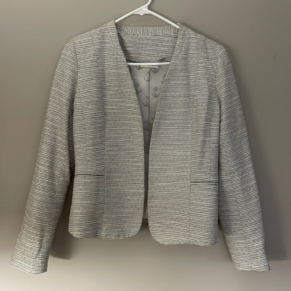 Women’s Cropped Beige Blazer Size M
